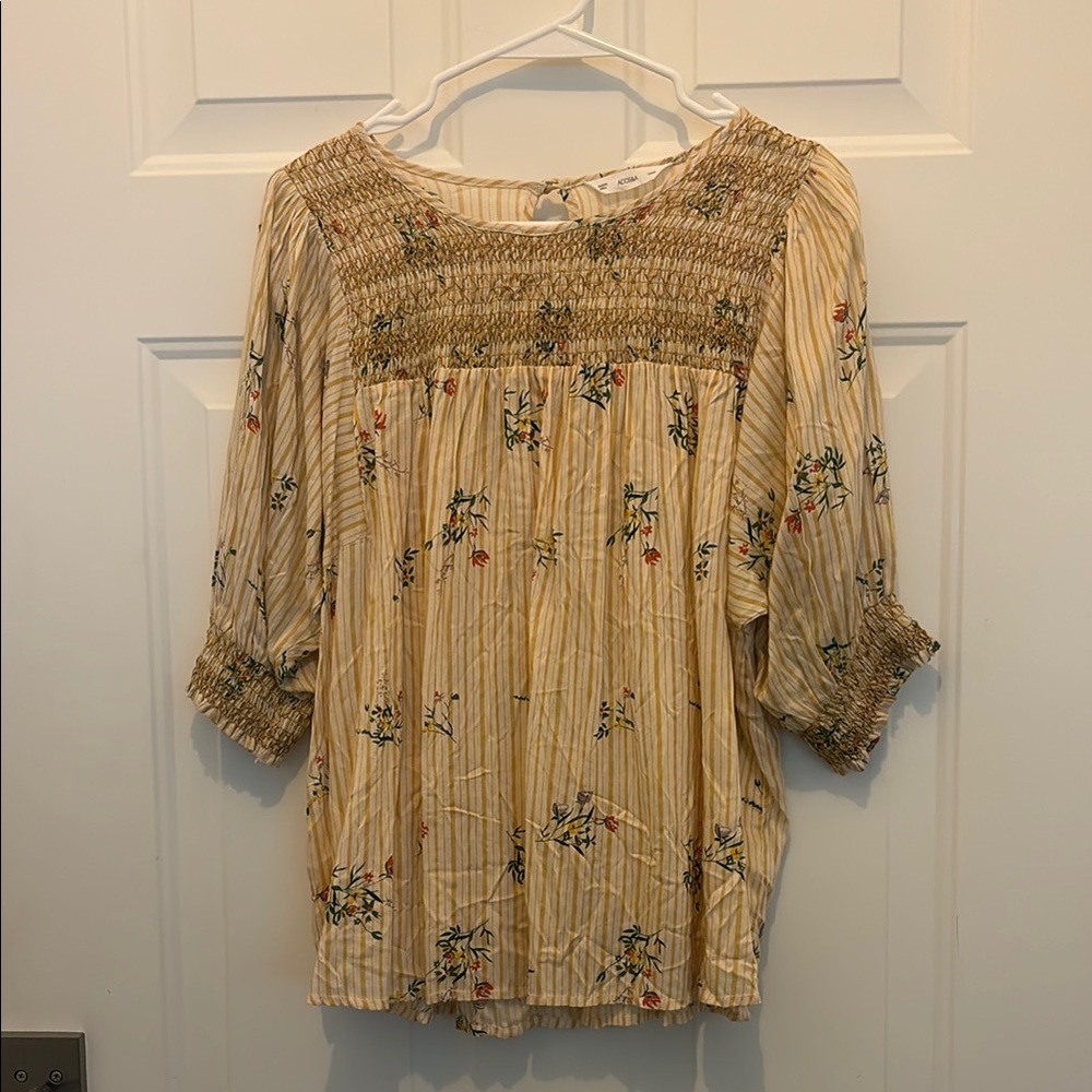 Lacy Yellow 3/4 Sleeve Top